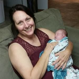 Meet your Posher, Debbie